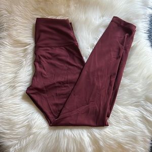 Lululemon Wundertrain Leggings Size 6 28”